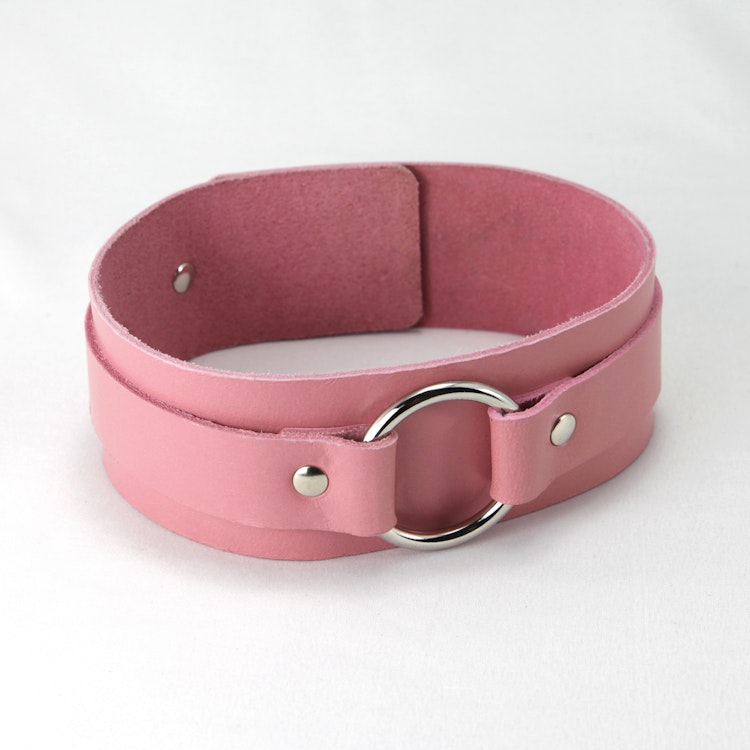 Leather Collar Pink photo