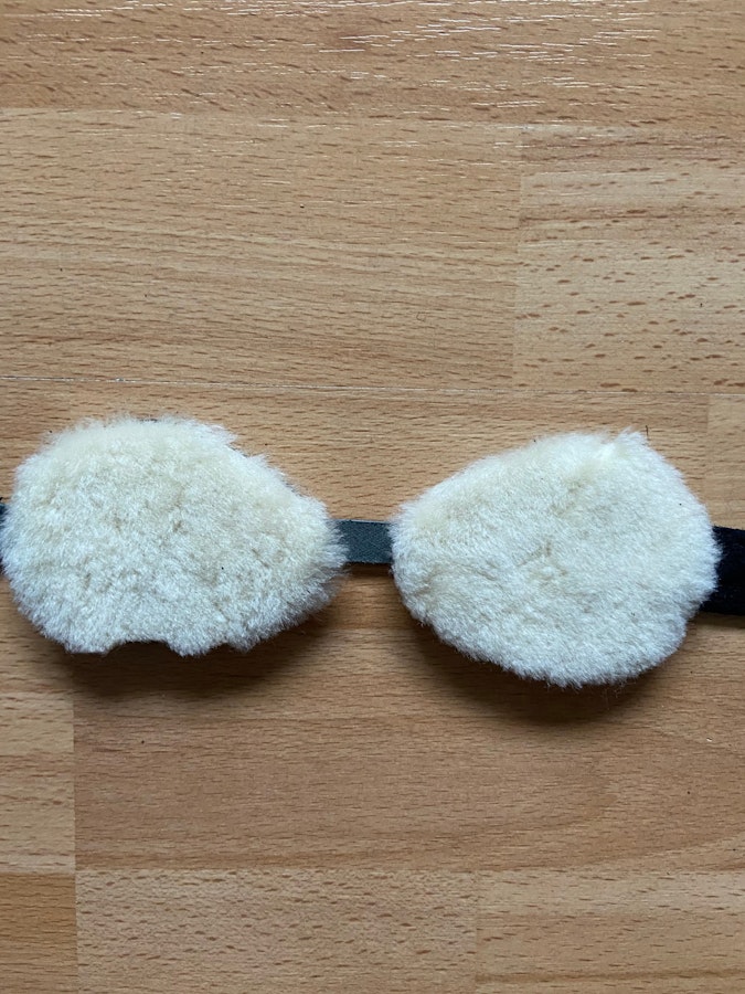 Leather sheepskin blindfold. Image # 140535