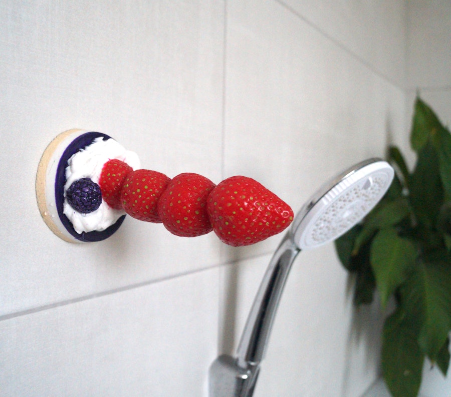 Strawberrycreampie - handmade and handpainted Suction Cup Dildo by Suendwaren-Konditorei