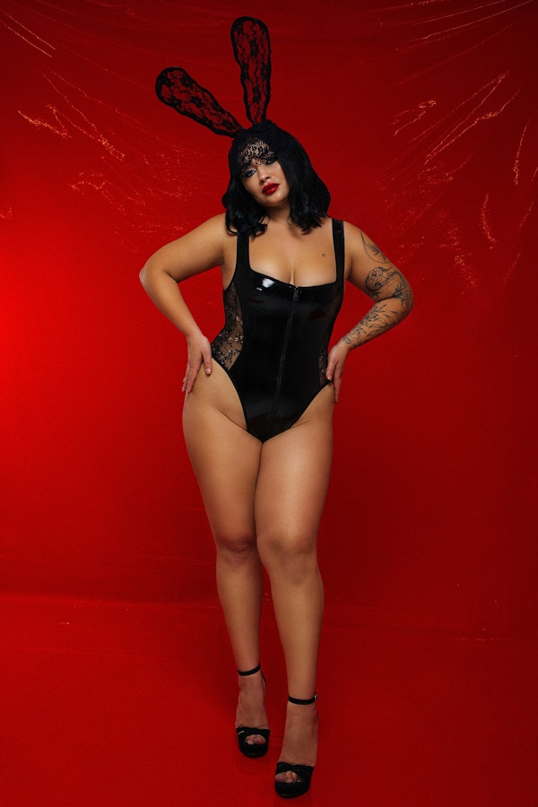 Plus Size Latex Bodysuit XL Vinyl Lace Bodysuit Sexy Plus-Size Clothing Sexy Bunny Costume for Easter Black XXL Girl Sexy Cosplay Costume Image # 143371