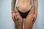 Black thong panties made of soft mesh Thumbnail # 146334