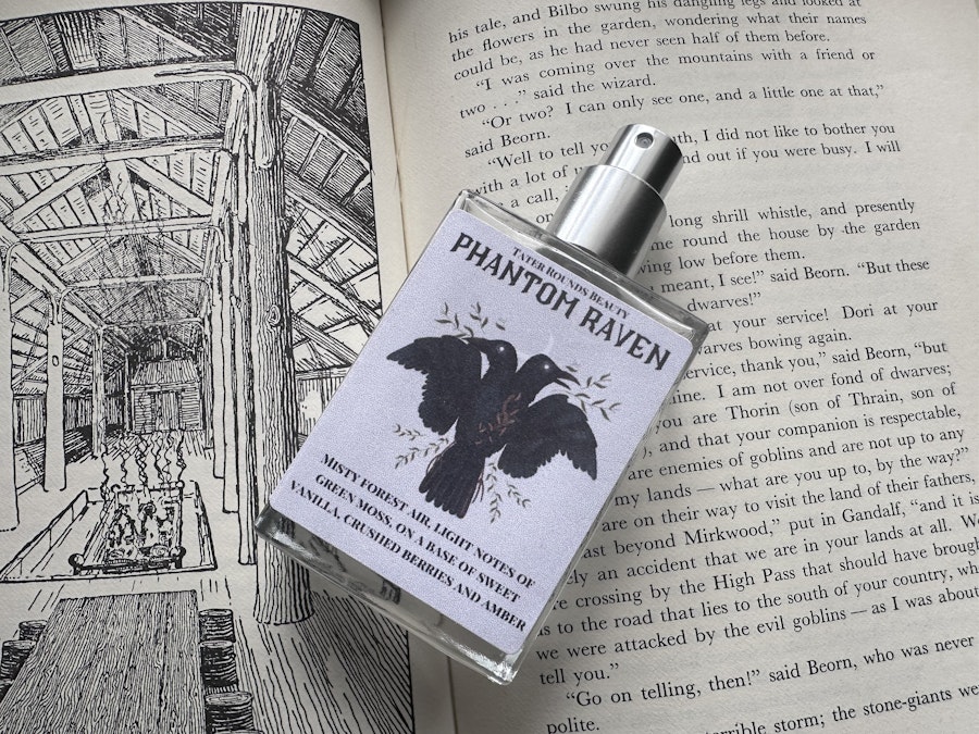 Phantom Raven - Perfumers Alcohol Base - Parfumerie
