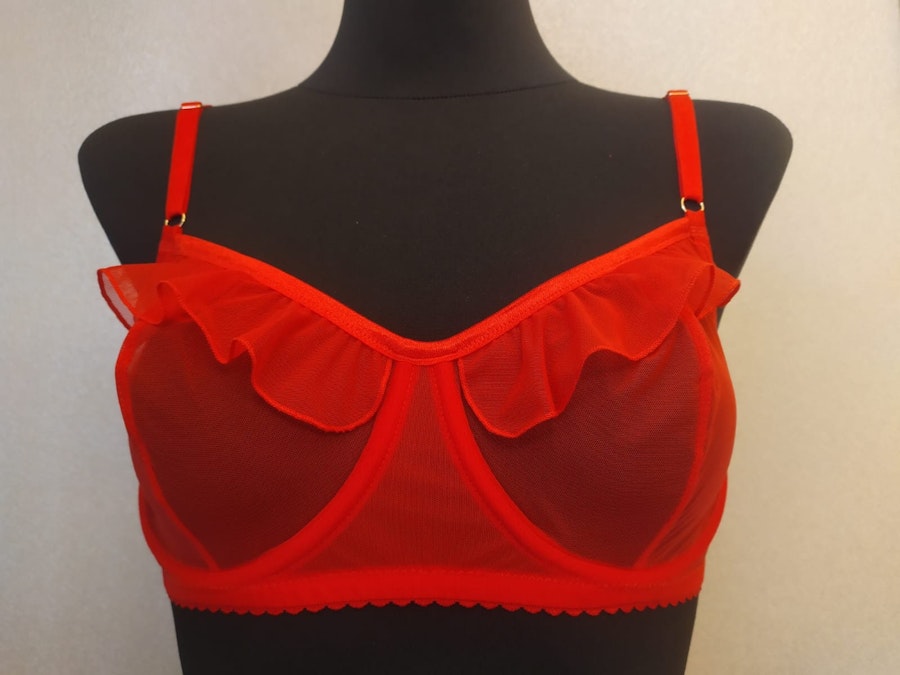 Soft Stretch Mesh Red Underwire Bra with Ruffle, Lingerie set, underwear women Image # 146795