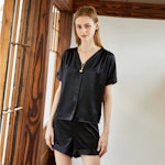 Black Pure Mulberry Silk Top | Regular Fit | 19 Momme | Soar Collection Thumbnail # 149592