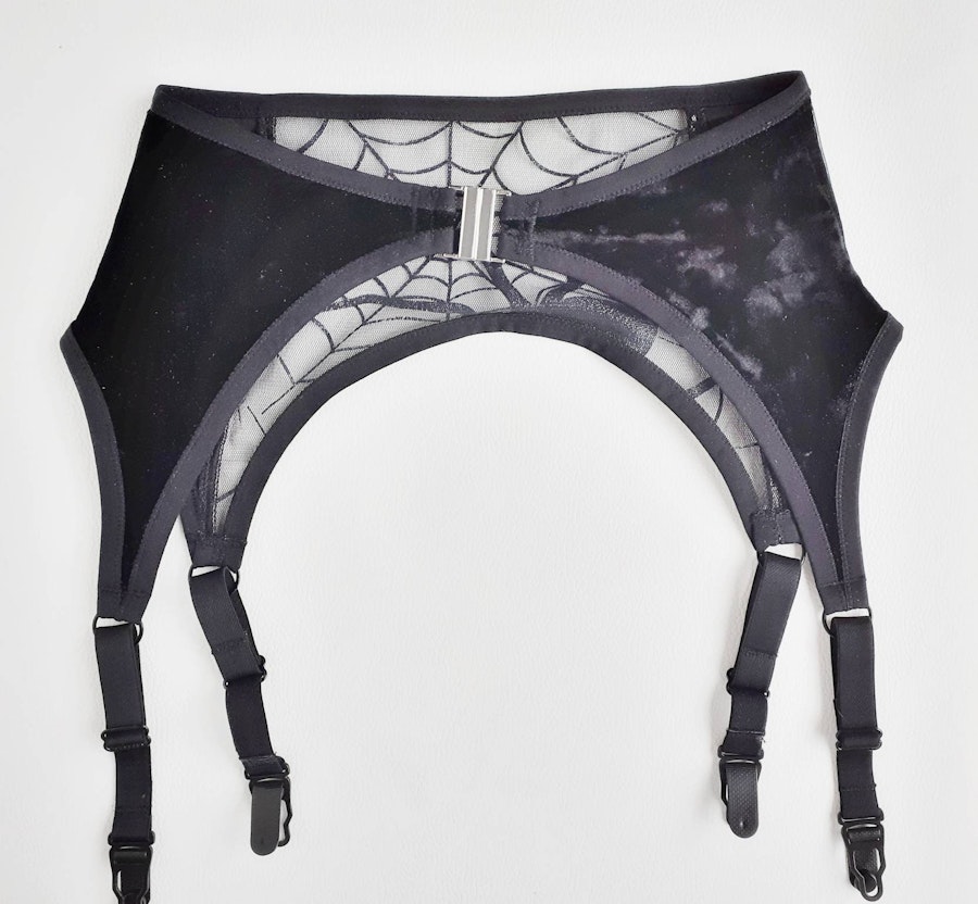Black velvet & spiderweb mesh suspender belt. High waist see thru burlesque 4 clip garter. Handmade to order gothic lingerie. Image # 173070