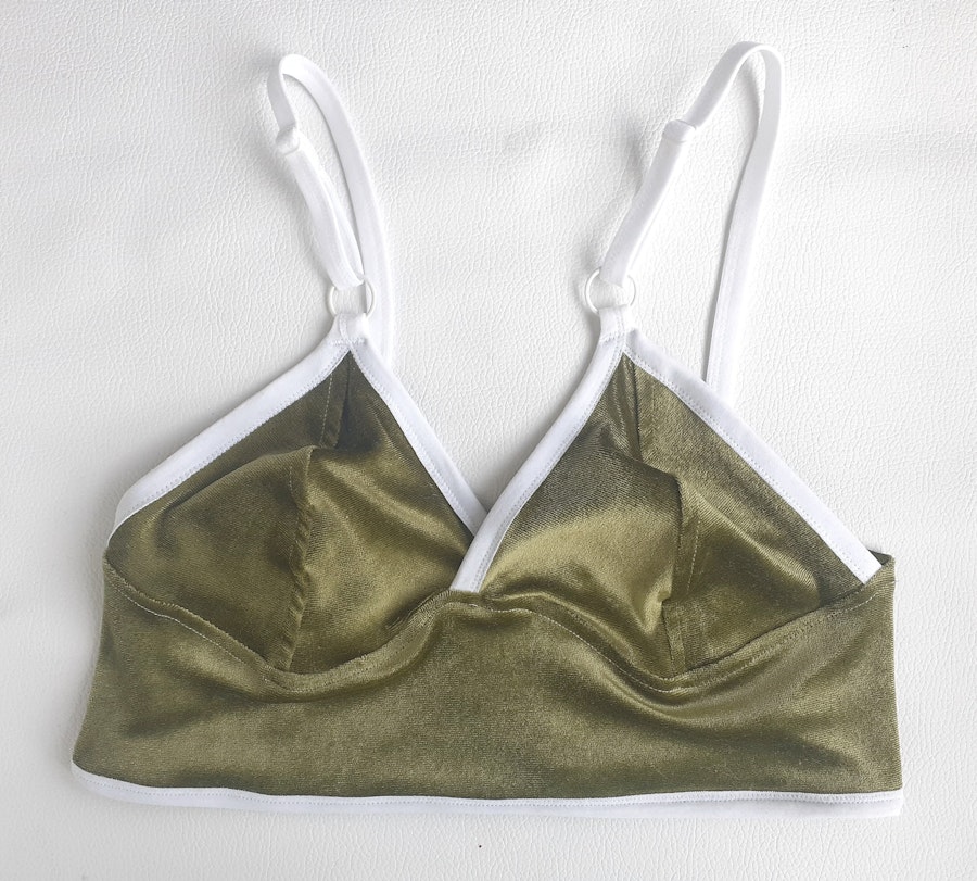 Green velvet KALI bralette. Soft velvet lounge wear. Wire free, natural shape bra top. Handmade to order lingerie in your size. Image # 173077