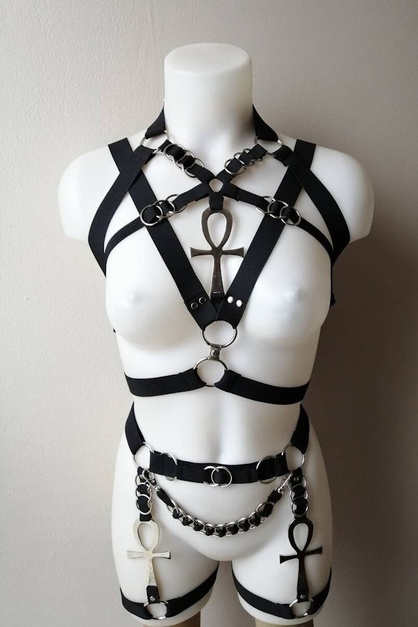 Ankh outfit Image # 175530