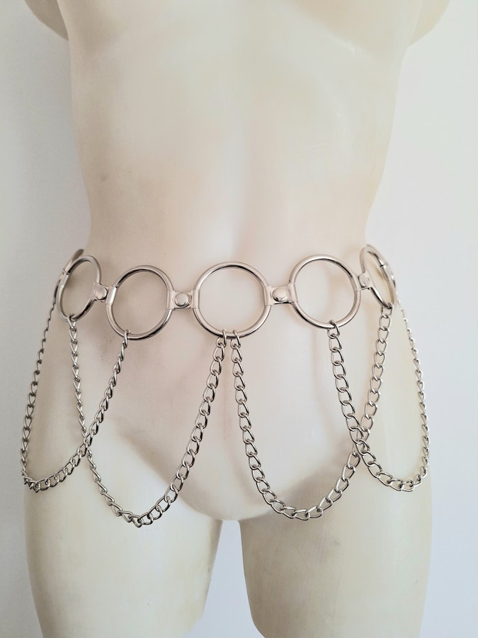 simple chain belt