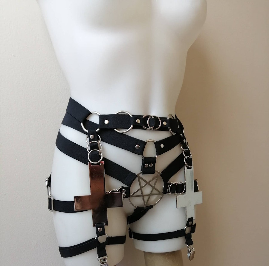 Two garter belts Image # 175627