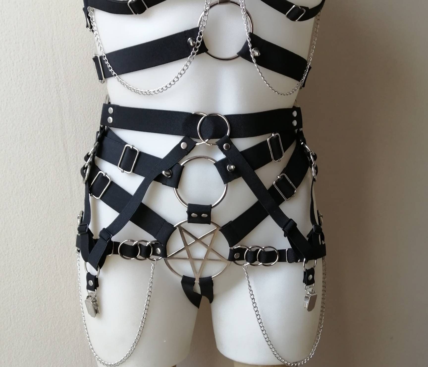 Two piece set (garters) photo
