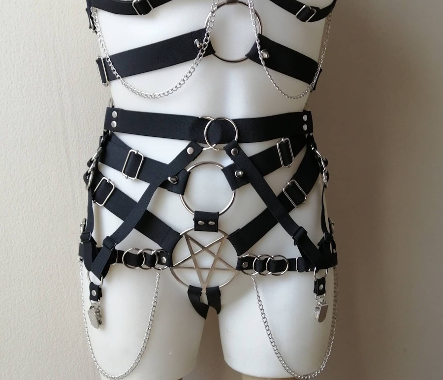 Two piece set (garters) Image # 176098
