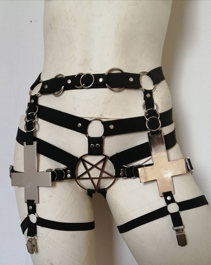 Two garter belts Image # 175626