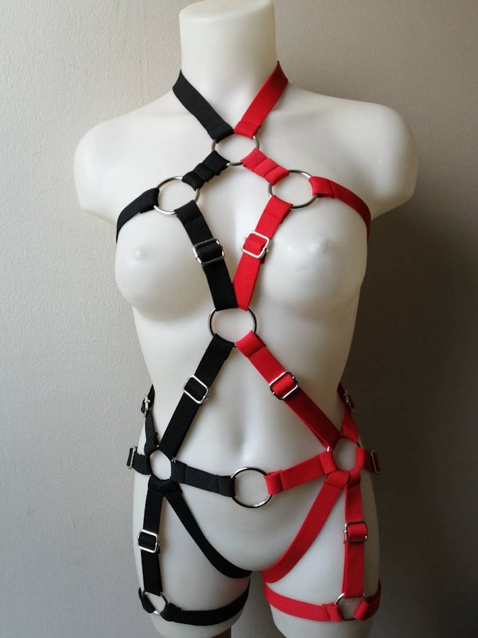 Black and red elastic harness (unisex)