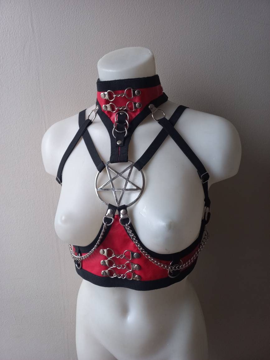 Large pentagram under bust harness photo