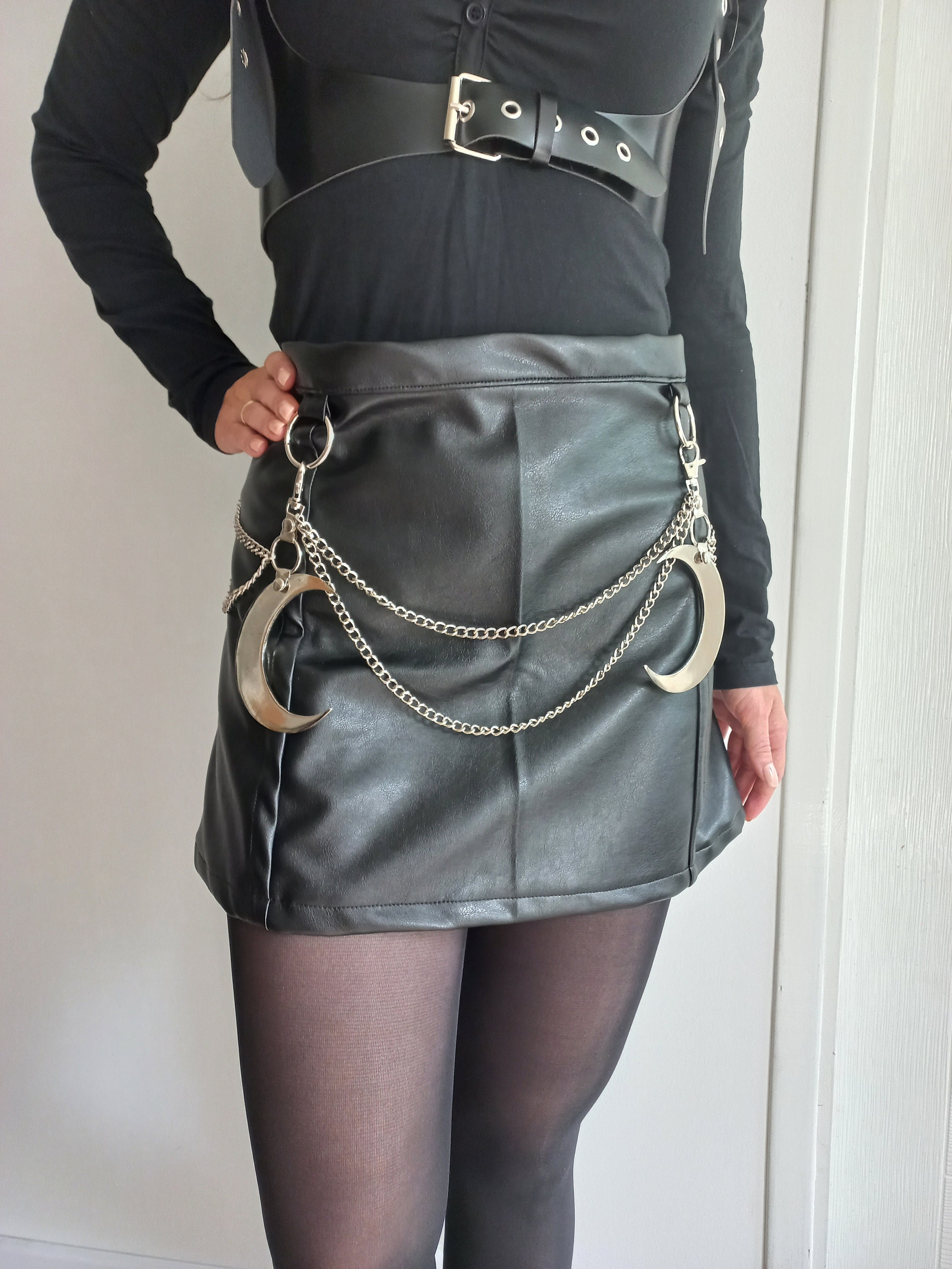 faux leather mini skirt photo