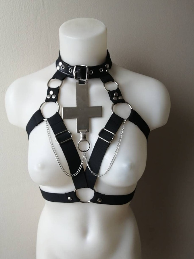 Elastic harness with large metal symbol (pentagram, thelema, moon, ankh, cross, leviathan) Image # 176927