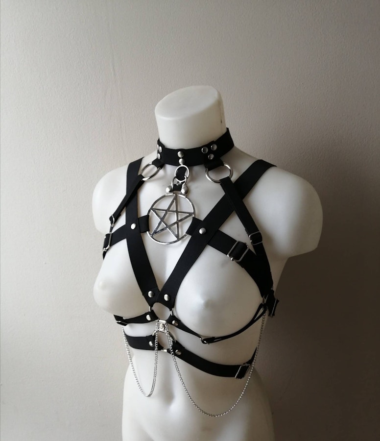 Two piece pentagram elastic harness (star pointing up) Image # 176831