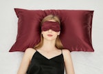 Pure Mulberry Silk Eye Mask | Silk Fibre Filling | 22 Momme | Float Collection Thumbnail # 181289