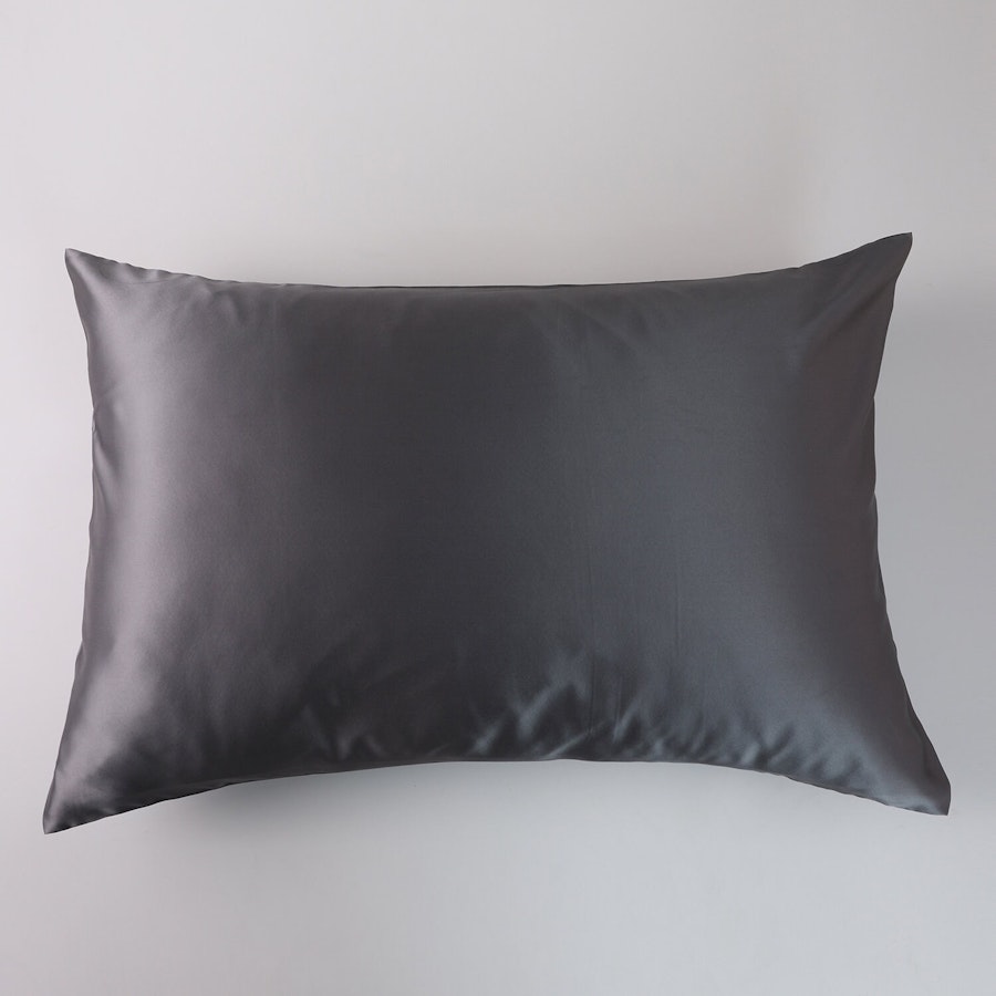 Wild Rice Luxury Pure Mulberry Silk Pillowcase | Queen & King | 32 Momme | Drape Collection Image # 181512