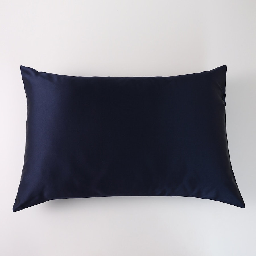 Blue Corn Luxury Pure Mulberry Silk Pillowcase | Queen | 32 Momme | Drape Collection Image # 181533