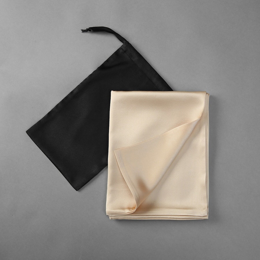 Champagne Luxury Pure Mulberry Silk Pillowcase | Queen & King | 32 Momme | Drape Collection Image # 181521