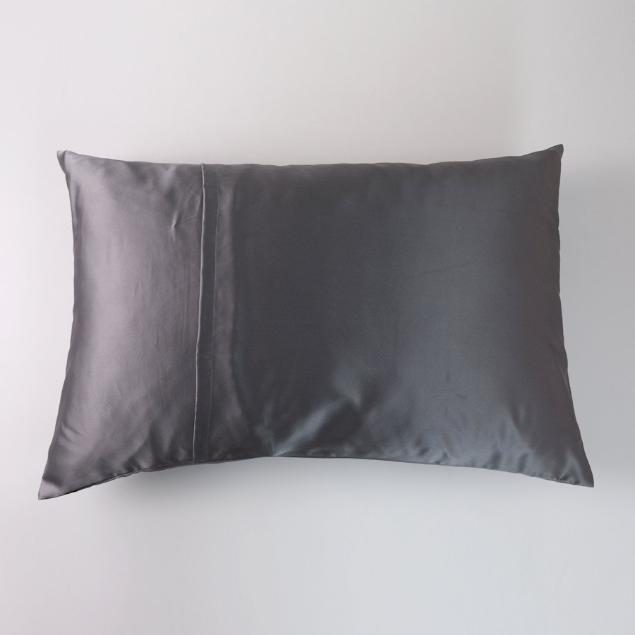 Wild Rice Luxury Pure Mulberry Silk Pillowcase | Queen & King | 32 Momme | Drape Collection Image # 181513