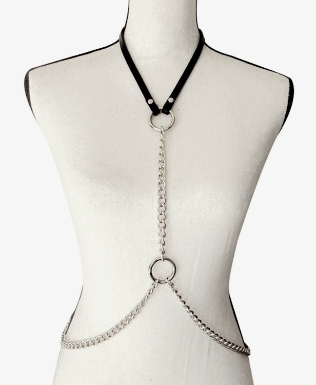 O-Ring Chain Harness w/ Nickel (silver) or Brass (gold) colored chain photo
