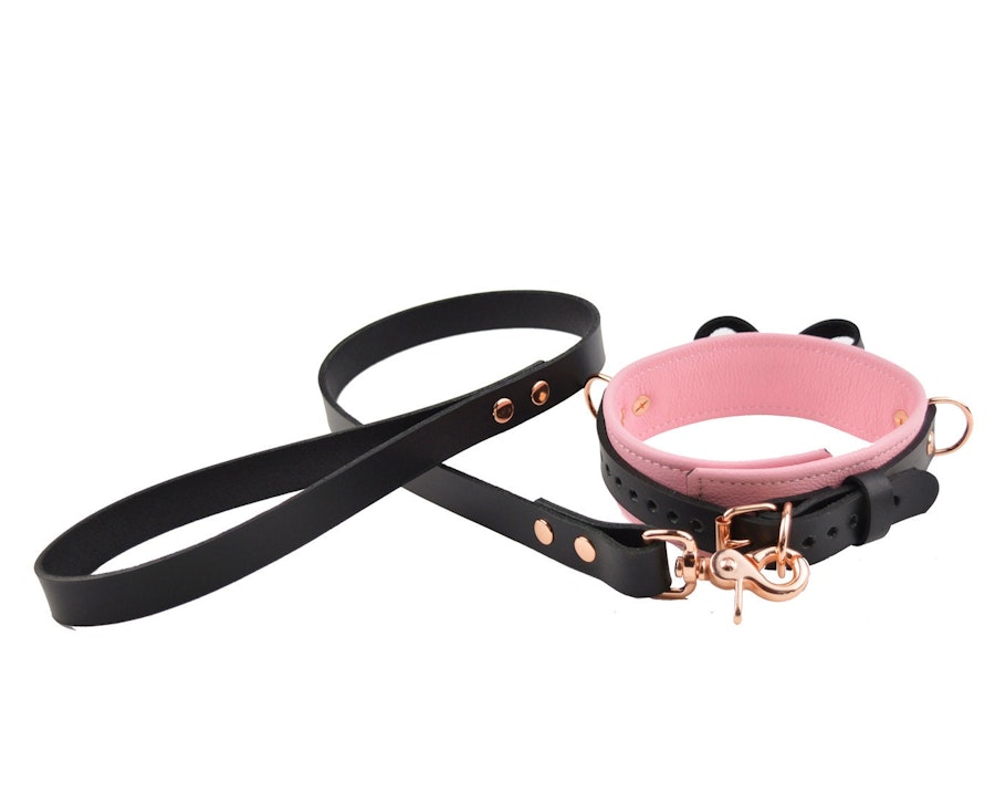Premium BDSM Blush Pink Leather Bow Collar & Leash With Custom Engraved Rose Gold Pendant Image # 216347