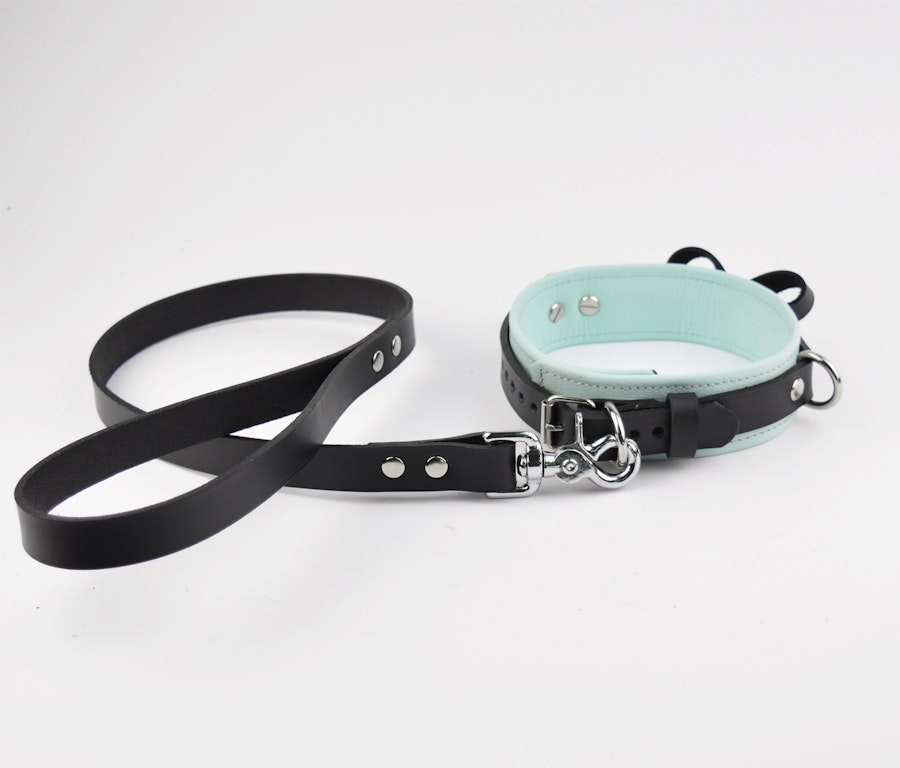 Premium BDSM Aqua Adore Blue Leather Bow Collar & Leash With Custom Engraved Silver Pendant Image # 216990