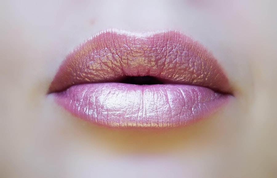 Surya - Light Pink with Golden Shine Duochrome Lipstick - Natural - Gluten Free - Fresh - Handmade Cruelty Free Image # 222548