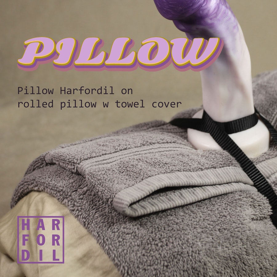Harfordil Pillow