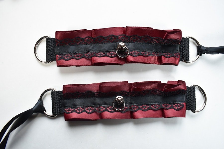 Vampire Cuffs Set Image # 224519