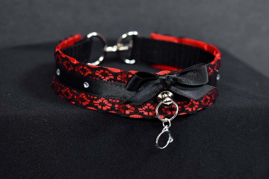 Red Kitty Choker Image # 224611