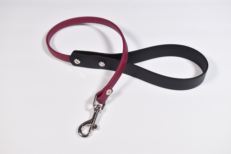 Black + Wine red biothane leash (Vegan Leather) photo