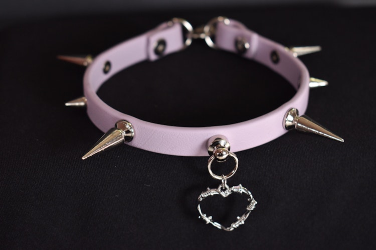 Biothane Lavender Spiked Choker (Vegan Leather) photo