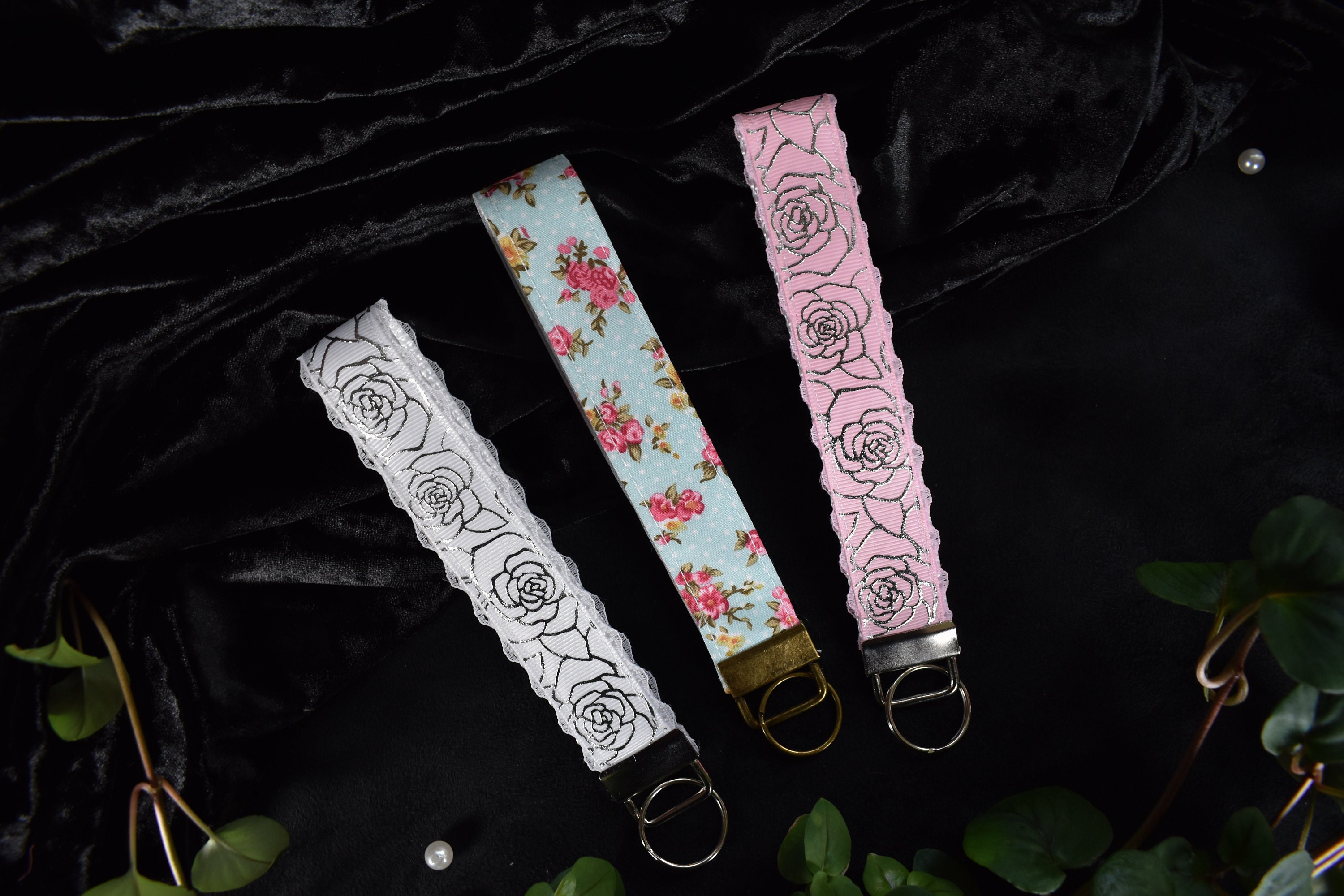 flower keychains / Wrist key chain / cute gift / gift under 20 / keychain / goth / altfashion / pick your style photo