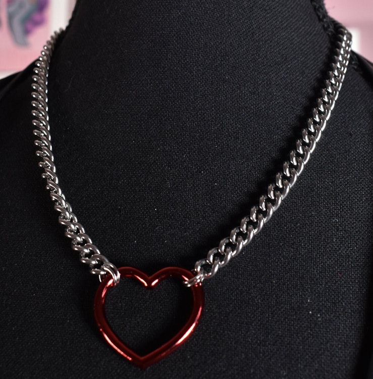 Red heart ring necklace / Stainless steel chain (not the ring see description) photo