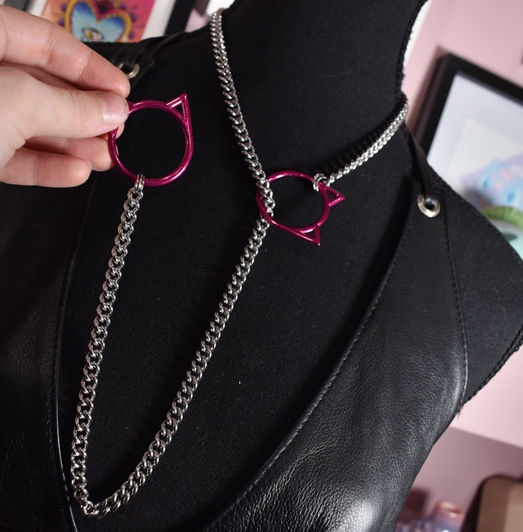 Silver + Hot Pink Kitty Ring Slip Chain / Fashion Version photo