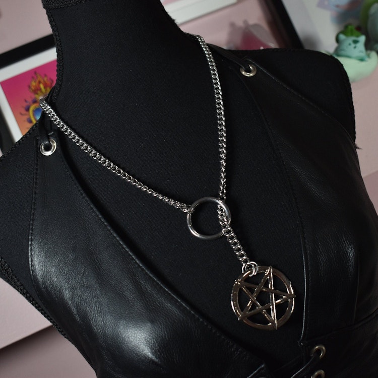 Silver Pentagram Ring Slip Chain / 28.5 Inches / Fashion Version photo
