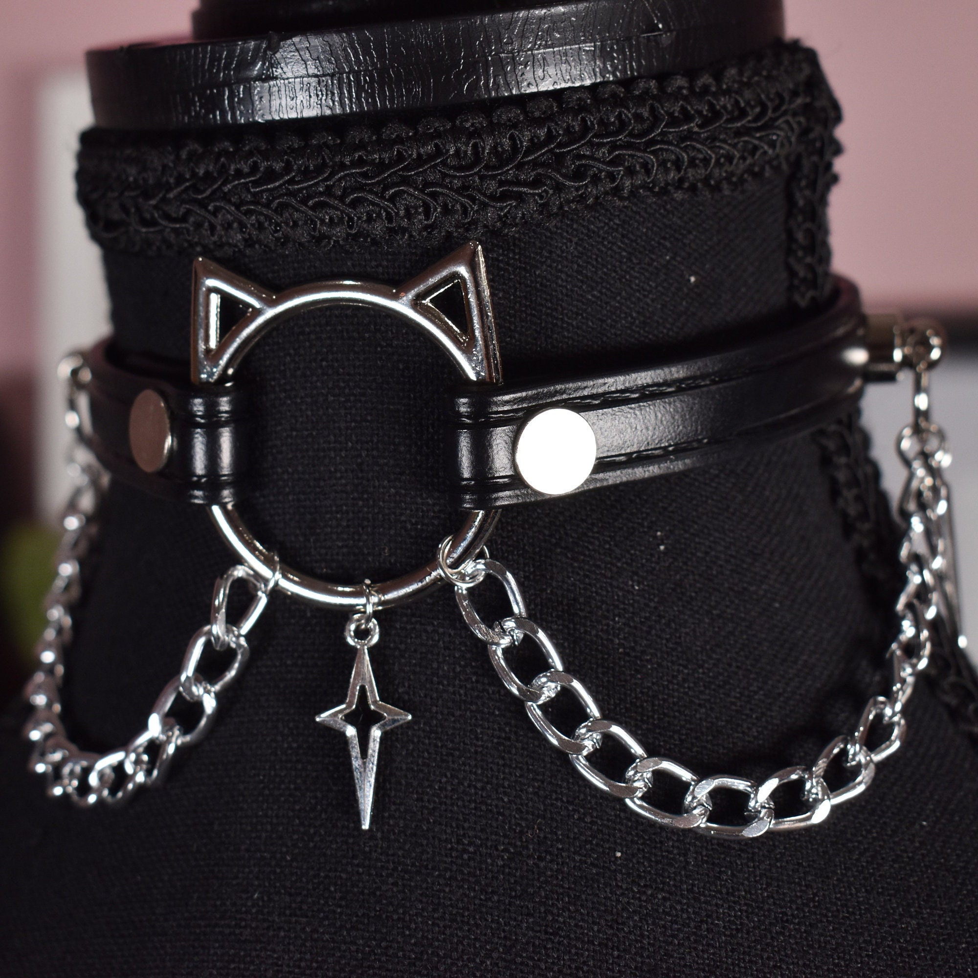 Chain Kitty Biothane Choker (Vegan Leather) photo