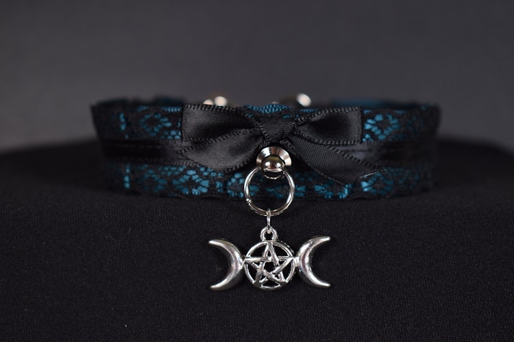 Witchy Teal Choker photo