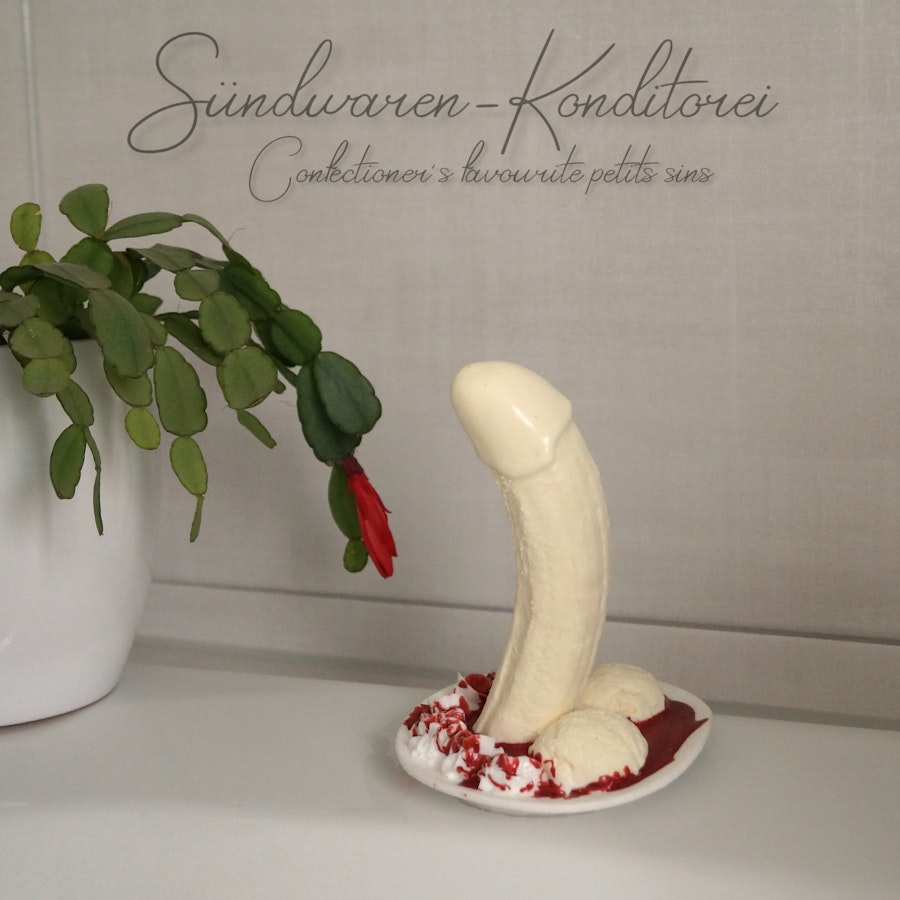 From Tokyo with love - Bananasplitlovetoy with suction cup from Suendwaren-Konditorei