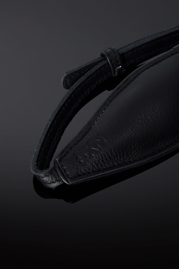 Noctis Padded Luxury Leather BDSM Blindfold Image # 25524