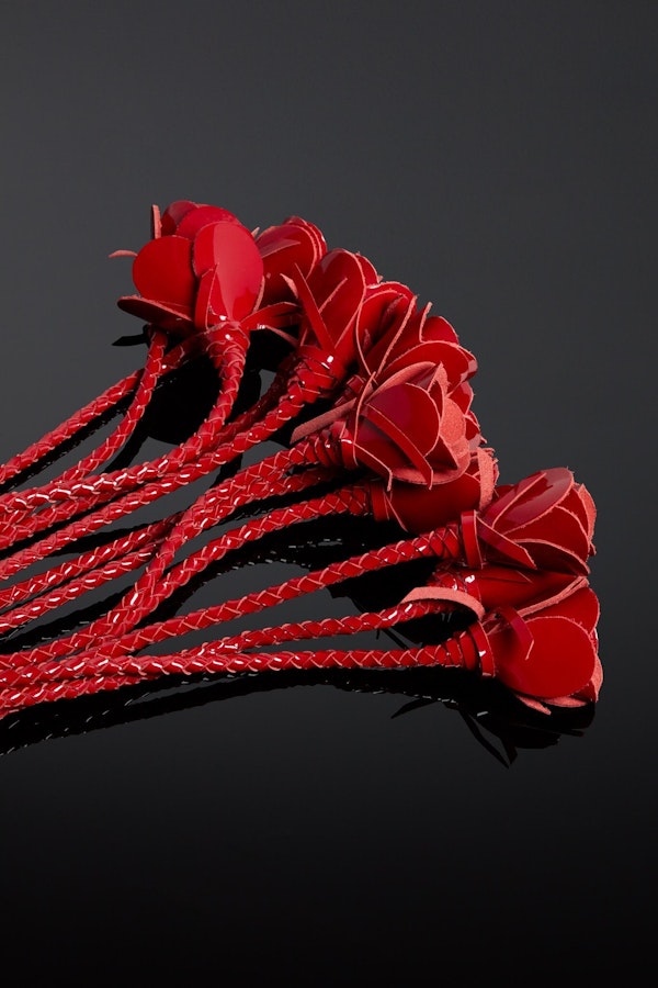 Rosa Sanguine Patent Leather Flogger Image # 25407