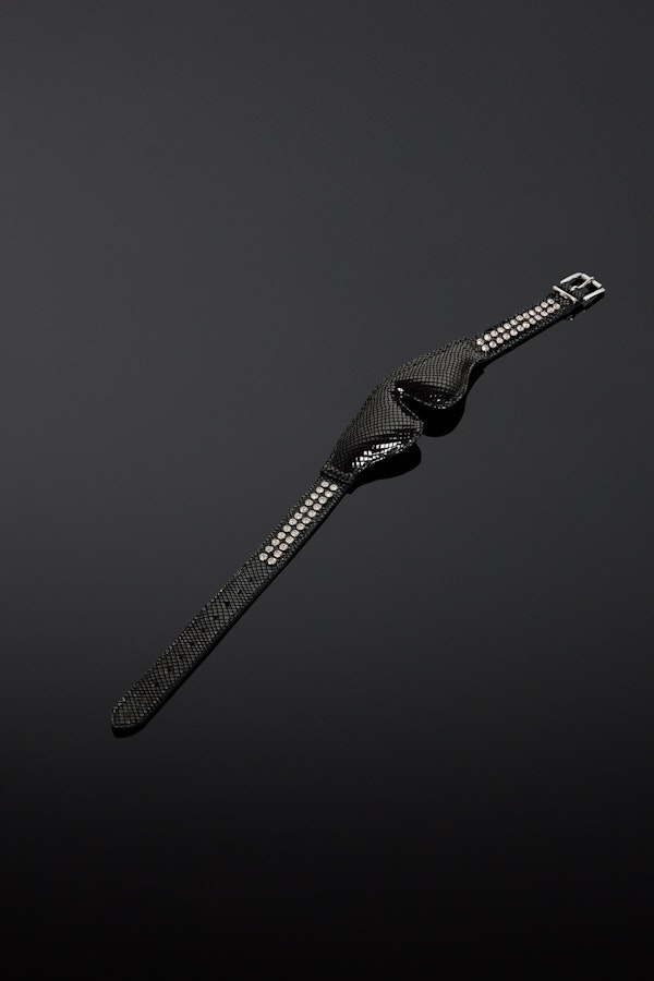 Serpens Padded Luxury Leather BDSM Blindfold Image # 25456