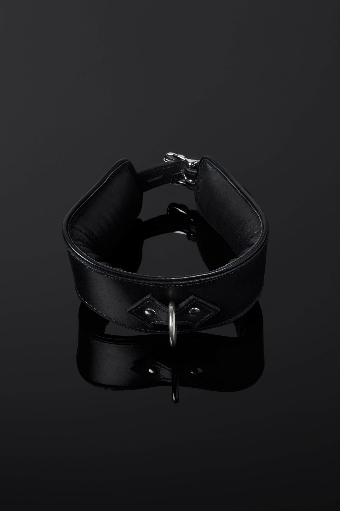 Servage Classic Leather Posture Collar - Low photo