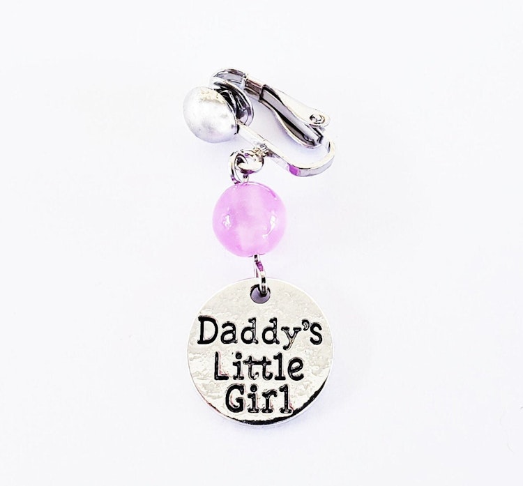 Non Piercing DDLG VCH Clip. BDSM Daddy's Little Girl. Clitoral Genital Jewelry. Mature. photo