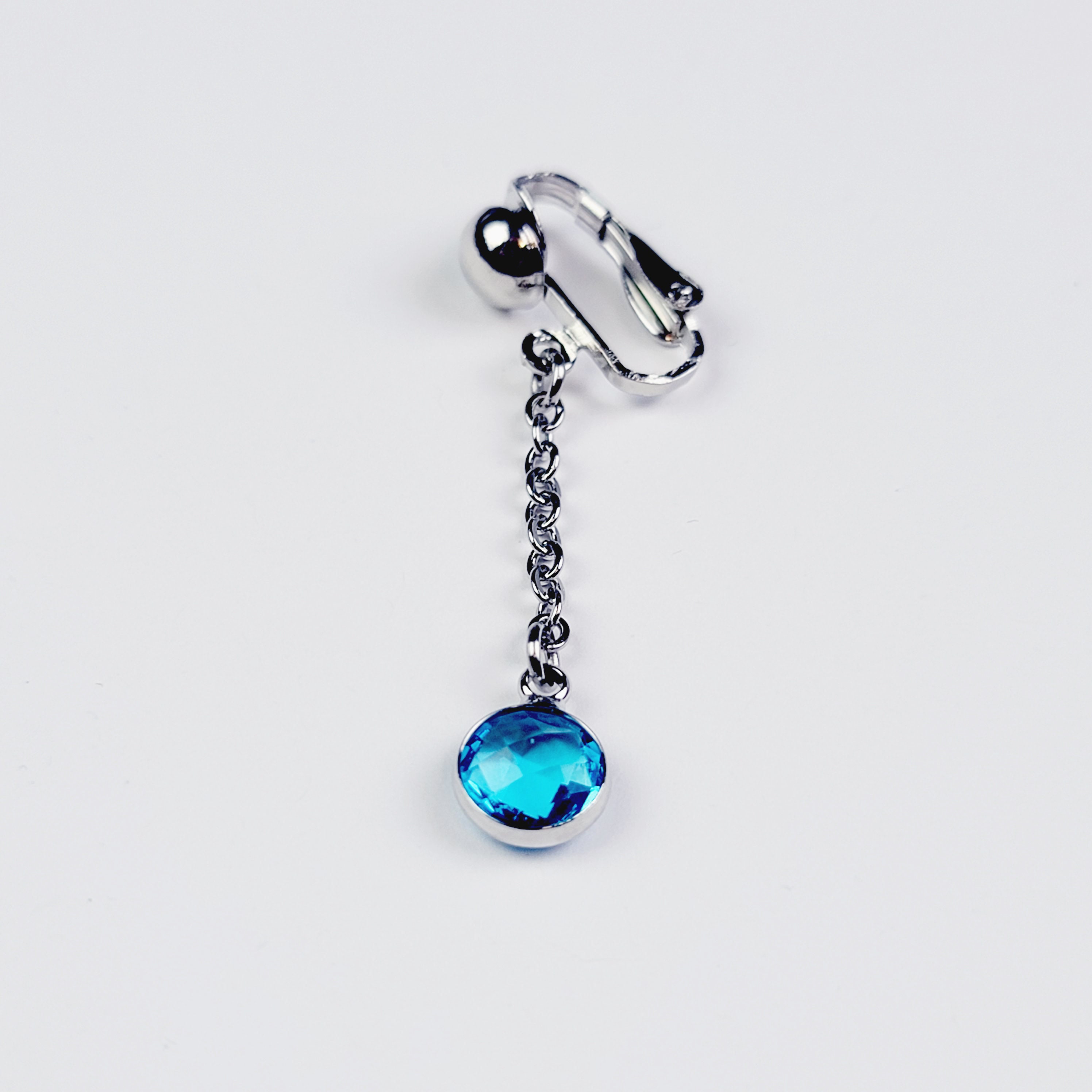 Non Piercing VCH Clip with Stainless Steel Chain and Blue Gemstone. Vaginal Clitoral Jewelry, MATURE, BDSM photo