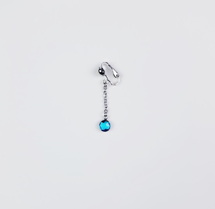 Non Piercing VCH Clip with Stainless Steel Chain and Blue Gemstone. Vaginal Clitoral Jewelry, MATURE, BDSM Image # 28842