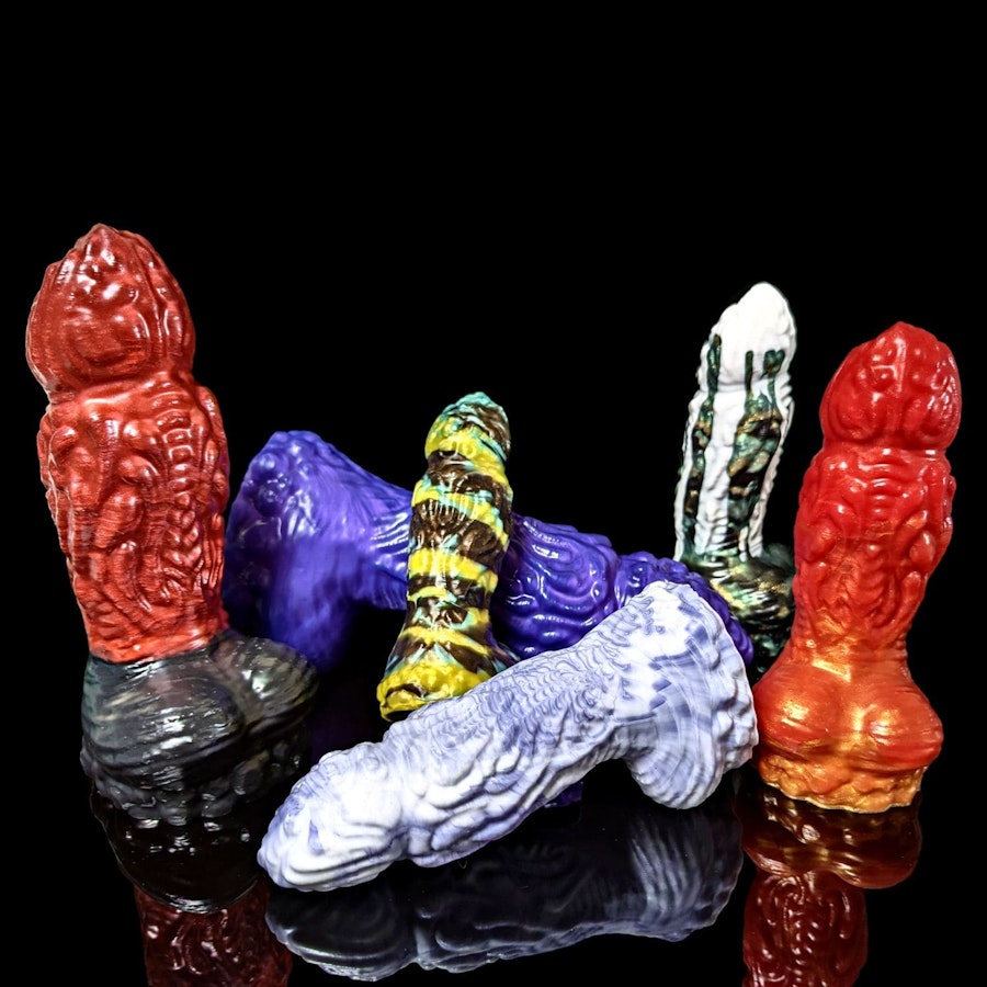 Magmis - Split Color - Custom Fantasy Dildo - Silicone Monster Sex Toy Image # 34386